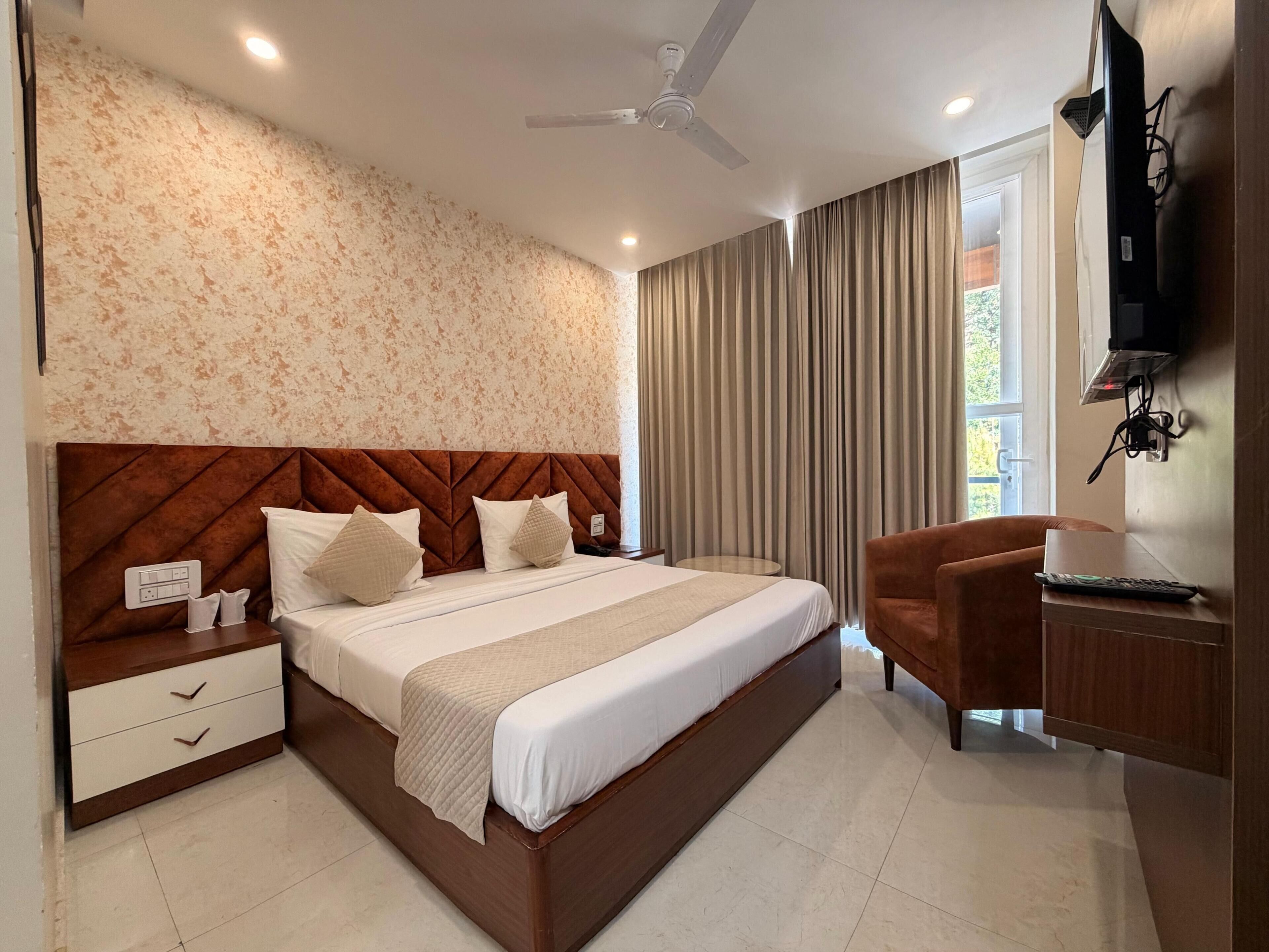 Deluxe Room | Free WiFi