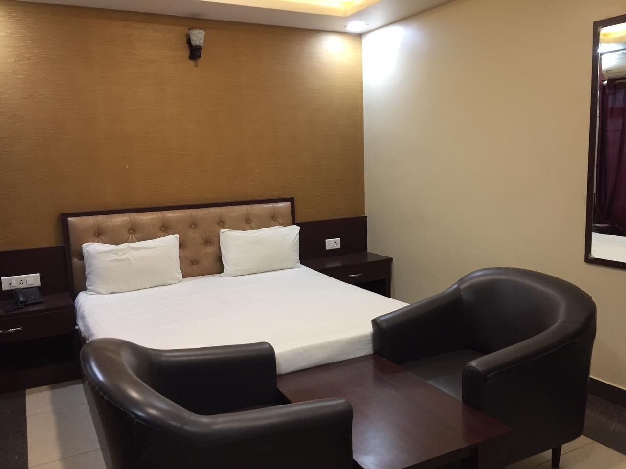 Superior Double Room, City View