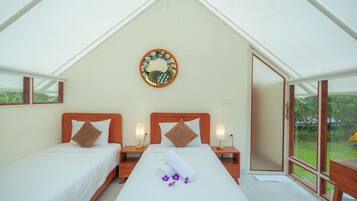 Standard Twin Room, Balcony, Garden View