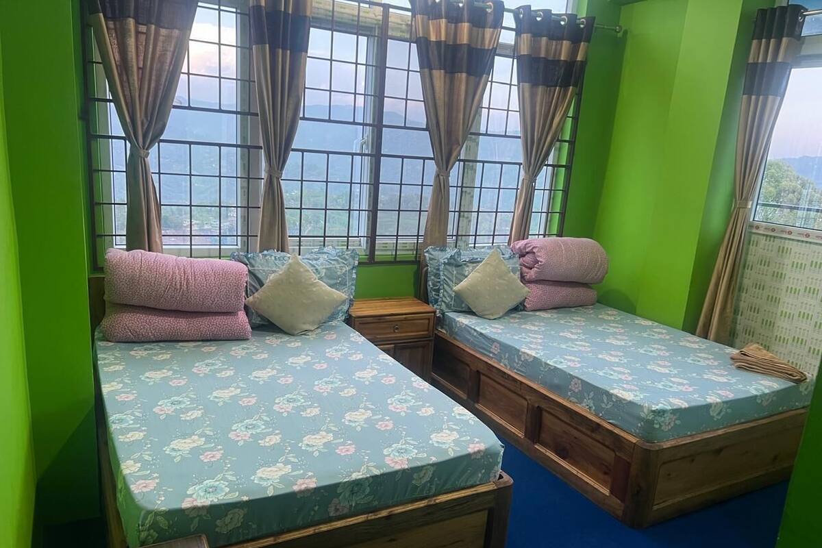 デラックス ダブルルーム バルコニー ガーデンビュー