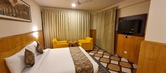 Carom Inn
