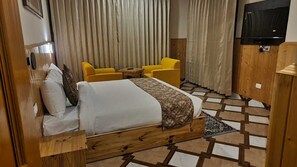Free WiFi - Carom Inn (Manali)