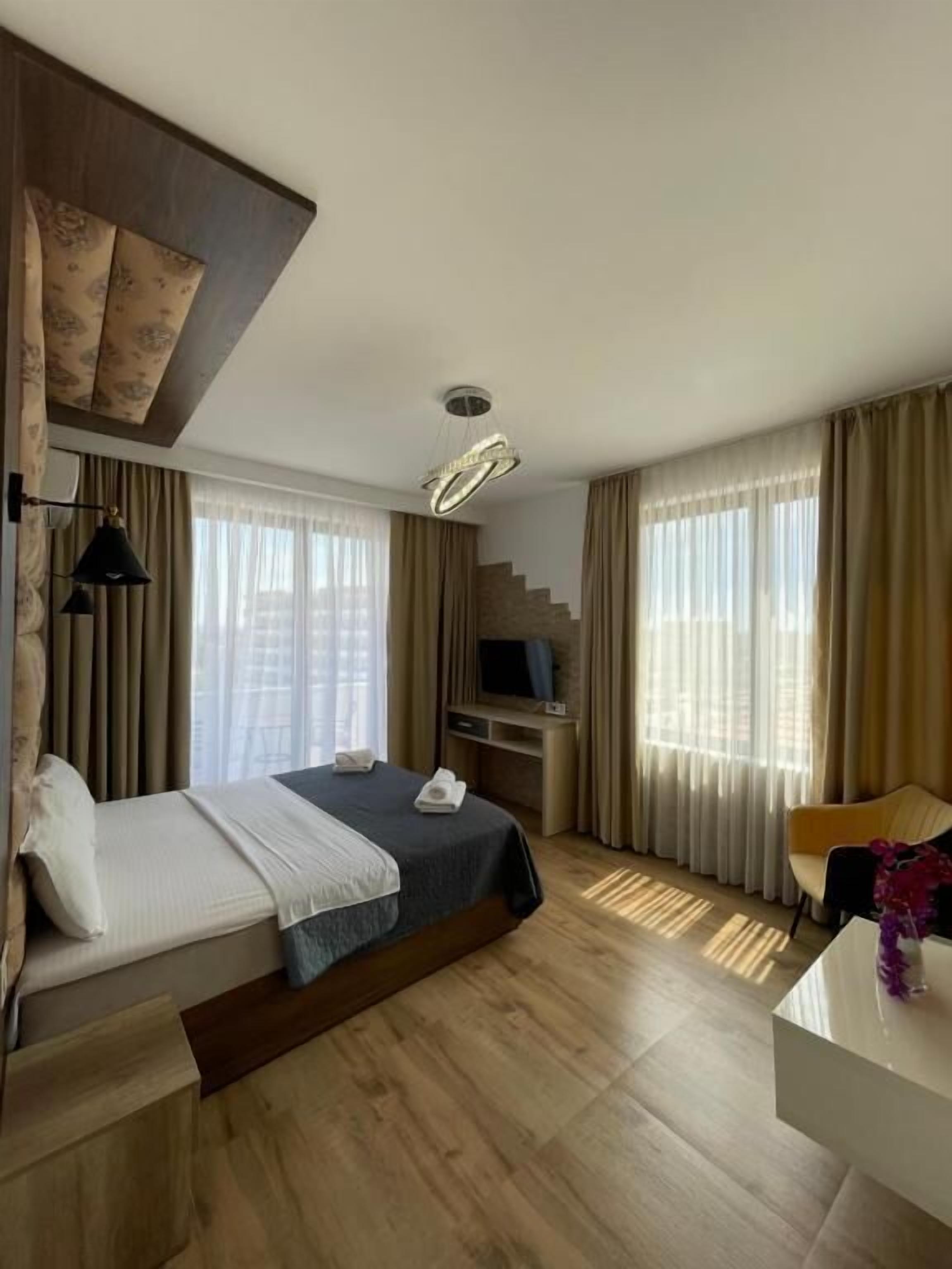 Superior Apartment, 2 Bedrooms, Balcony, City View