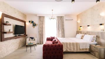 Superior Double Room, Balcony, Courtyard View