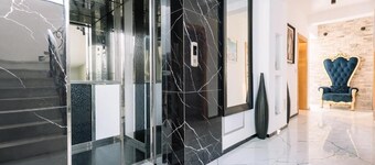 Hotel Platinum Lux