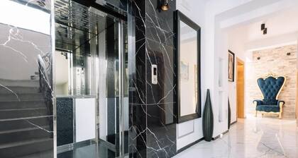 Hotel Platinum Lux