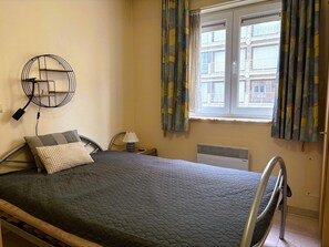 1 bedroom - Modern Stay With Balcony & Seaview (Middelkerke)