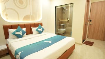 Deluxe Room | Bathroom