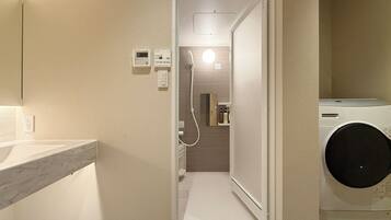 Japanese-style Apartment | Bathroom