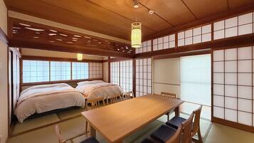 Japanese-style Apartment | Living area