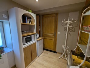 Interior - Cozy guest room by the Loire (Saint-Jean-le-Blanc)