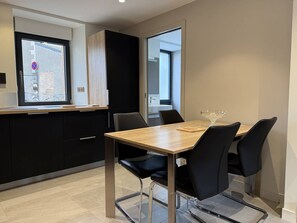 Dining - Renovated house near beach - 4 guests (Perros-Guirec)