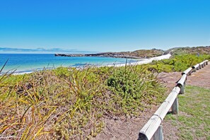 Beach nearby - Escape to Green Head (Green Head)