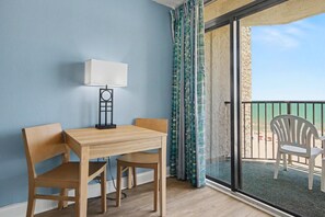 Dining - Oceanfront King | Kitchen | Dog Friendly | Hot Tub (Myrtle Beach)