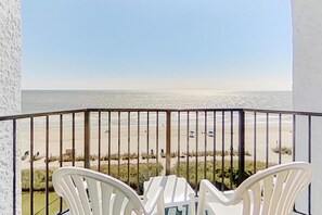 Property grounds - Ocean Park 620 Oceanfront King bed (Myrtle Beach)
