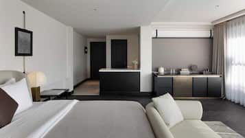 Junior Villa, Partial Lake View