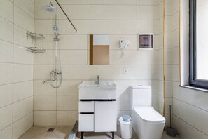 Bathroom - Olchazor hotel (Tashkent)
