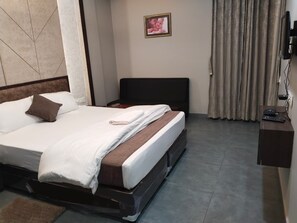 Room - Jeet Digha Hotel near Sea Beach (Digha)