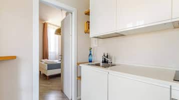 Condo, 1 phòng ngủ | Bếp riêng