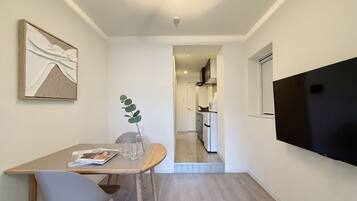Appartement Affaires | Fer et planche à repasser, accès au Wi-Fi (inclus)