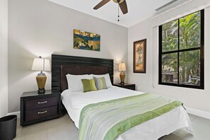 Room - Pacifico L201 | Ground Floor Walkout to Pool (Playas del Coco)