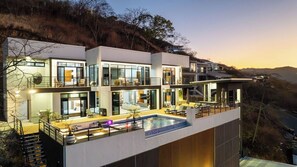 Exterior - Villa Mirador | Ocean View & Golf Cart Accessible (Playas del Coco)