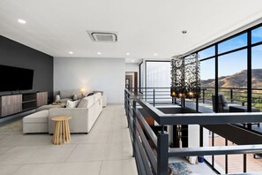 Interior - Villa Mirador | Ocean View & Golf Cart Accessible (Playas del Coco)