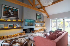 Interior - Some homes are made for holidays,  Surfers Roost is made for time well spent together. (Croyde)