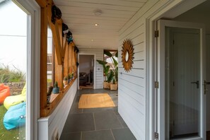 Interior - Some homes are made for holidays,  Surfers Roost is made for time well spent together. (Croyde)