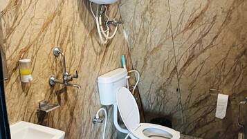 Luxury Cottage, Mountain View | Bathroom