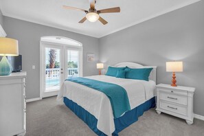 Room - Beach House~Pet Friendly~Walk to Beach~Sleeps 10~Free Activity Passes (Miramar Beach)