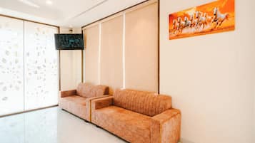 Coin salon dans le hall
