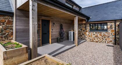 Spacious Countryside Home Yoga Studio