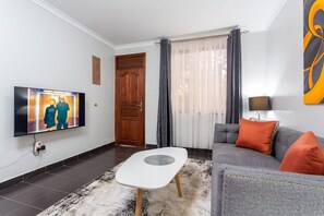 Classic House, Balcony, Garden View | Living area - Tanga Suites (Nairobi)