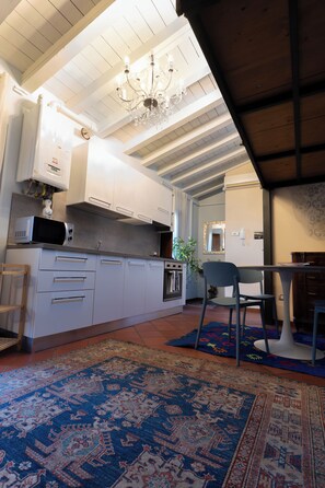 Private kitchen - Three Angels Apartment - Passirano (Passirano)