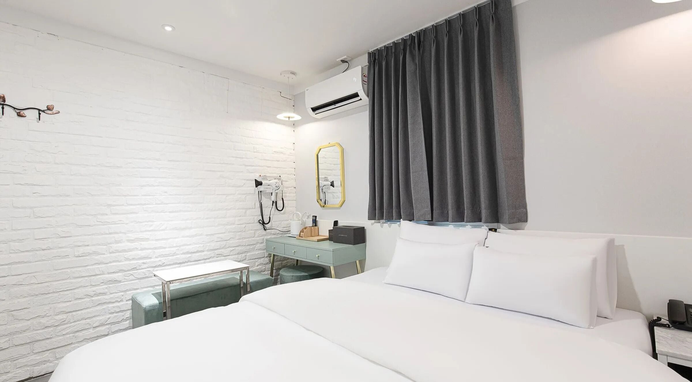 Standard Double Room, 1 King Bed, City View | Desk, laptop workspace, free WiFi