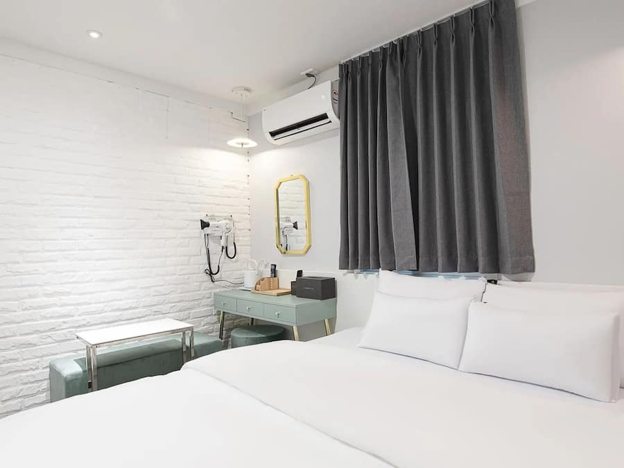 Standard Double Room, 1 King Bed, City View | Desk, laptop workspace, free WiFi
