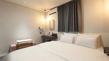 Standard Double Room, 1 King Bed, City View