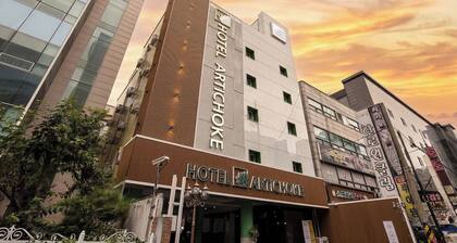 Artichoke hotel