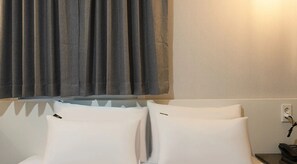 Quarto casal standard, 1 cama King, vista para a cidade | Diversos