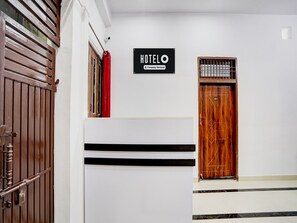 Reception - Hotel O Prayagraj Sangam Railway Junction (Prayagraj)