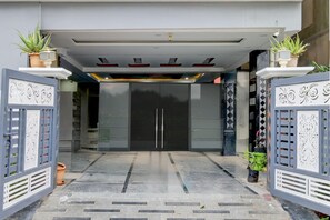 独立别墅 | 前台