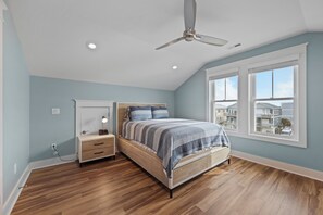 5 bedrooms, iron/ironing board, free WiFi, bed sheets - Observation Cove #217 (Topsail Beach)