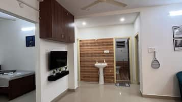 Double or Twin Room | Interior