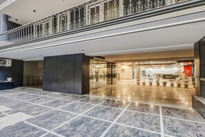 House | Reception - Deluxecloud Bay (Gurugram)