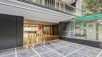 House | Reception