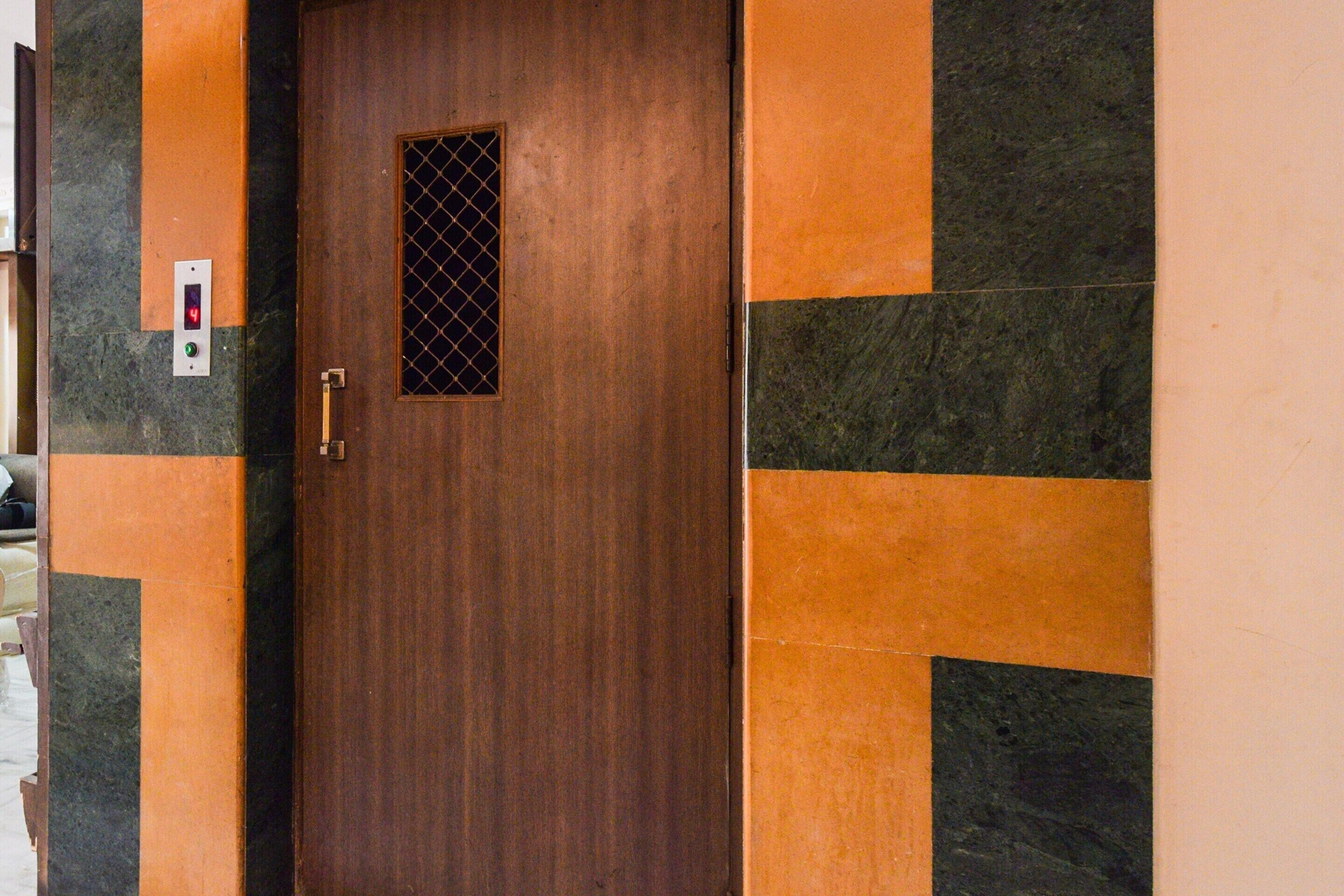 House | Reception