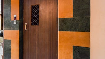 House | Reception