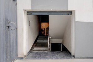 House | Reception - Deluxesriman Stay INN (Hyderabad)