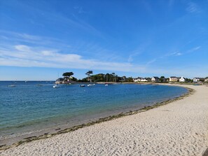 View from property - Plouneour-trez Holiday Home With Seaview (Plounéour-Brignogan-Plages)